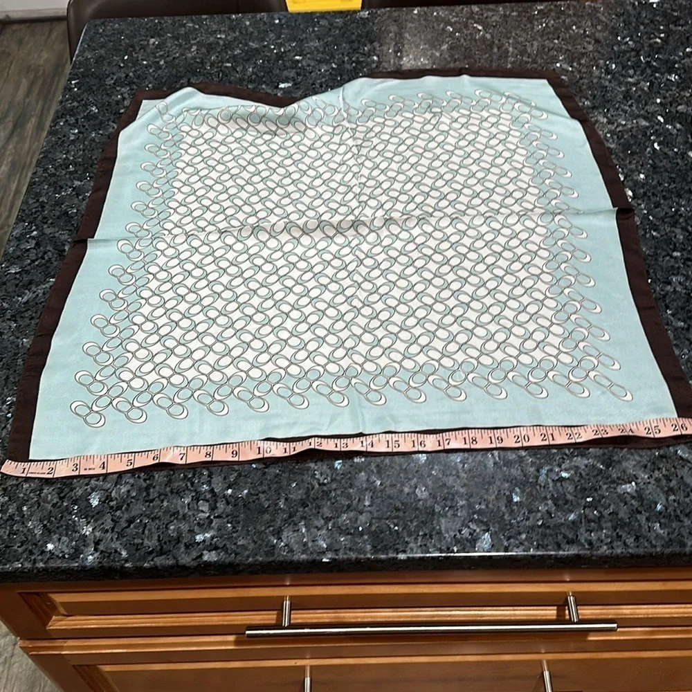 Beautiful scarf NEW